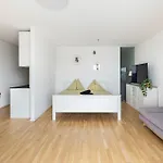 Central Station Loft - Amazing View In City Center - Jupihome
