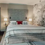 Hotel Topazz & Lamee