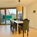Modern 150 M2 Maisonette - Private Garden & Free Parking