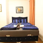 Comfort Triple Room Wh