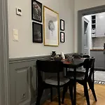 Authentic Viennese Living