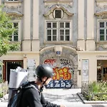 Kleines Stadthaus In Toplage