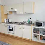 Schubert Park Apartment near Volksopera Vienna