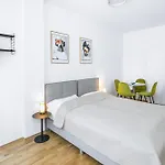 Pappagallo Apartments