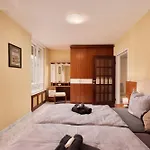 Vienna Prestige Central Luxury Haven W Free Parking And Sauna