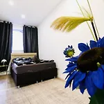 Luxury Apartment In Praterstern Area