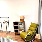 The Barts Apartments - Self Check-In