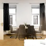 Royal-Haven Apartment