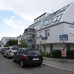 Modern Apartment With Balcony Near City Center