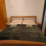 Cozynite Premium Apartment Hernals 1