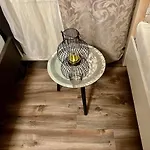 Roomino Apartment