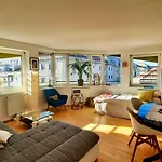Charming Flat On Top Floor With Great View