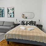 Designer Apartment, Central, Next To Danube
