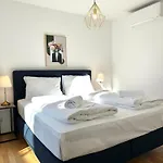 Residential Elegance: Yourvienna Classic Apartments In City Center