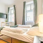 Friendly 2Br Apt- Near Rennweg & Belvedere Palace