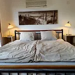 Michael\'S Nest