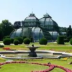 Close To Schoenbrunn Apartments - Contactless 24H Check-In