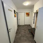 Vienna Apartment Gutarra
