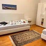 Studio & Apartments Near Reumannplatz