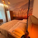 Street Living Hotel - Apartments