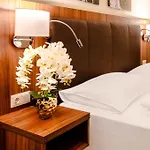 Plaza Premium Wien
