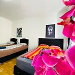 Deluxe Studio In Josefstaedter Strasse Area