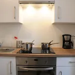 Lovely Renovated Apartment Top 11 - Easy Self Check In
