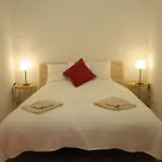 Lovely Renovated Apartment Top 11 - Easy Self Check In