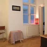Lovely Renovated Apartment Top 11 - Easy Self Check In
