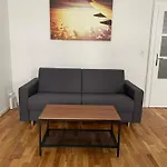 Authentic Apartment Near The City Centre