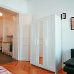 Raimond Apartment Top 12