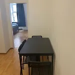 8-9Sam Apartment Vienna