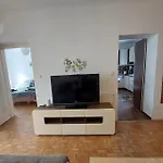 Modern 3 Bedroom Apartment Vienna