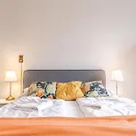 Gorgeous 1Br Apt Near Akh Hospital