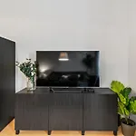 Stylish Apartment, 4 Min To U3 Zipperer Strasse