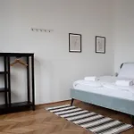 Tiberius Apartment I Levestate