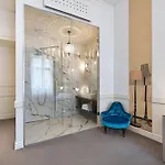 6 Rooms