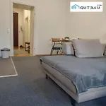 Whole Apartment 4You In Center Of 10 District Vienna, 1Min To Subway