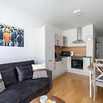 Trendy 1Br, Direct City Access By Hm