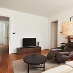 Stylish Designer Apartment At The Center Of Vienna Naschmarkt