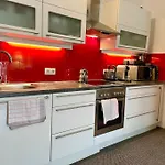 Apartment With Garden Near Schoenbrunn - 10 Min To Center