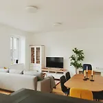 New Spacious Ultra-Modern Apartment In Wien Westbahnhof