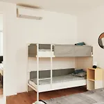 New Spacious Ultra-Modern Apartment In Wien Westbahnhof