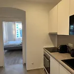 Apartment Schoenbrunn Near Metro