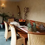 The Rooms Bed & Breakfast