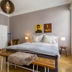 Apartment Vienna Your Home Abroad