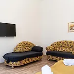 Pleasant 3Br Shared Apartment- Ideal For Longstays
