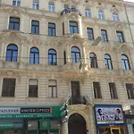 Hoheschule Apartment Courbette