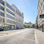 Central Apartment With Balcony Next Augarten Park