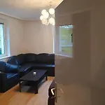 Cozy Rooms In An Elegant House